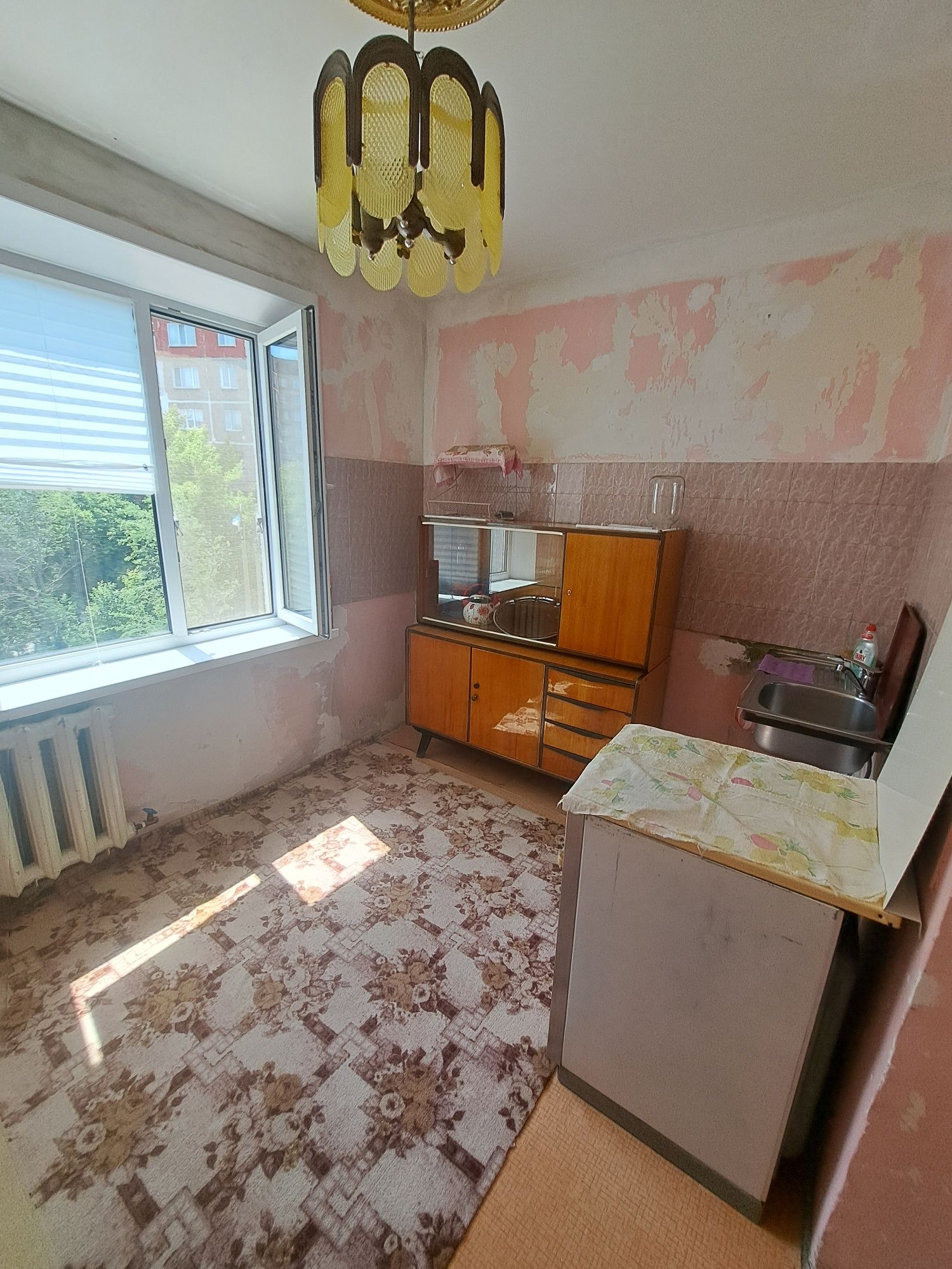 Продаём однокомнатную квартиру УП на 8ом м-не