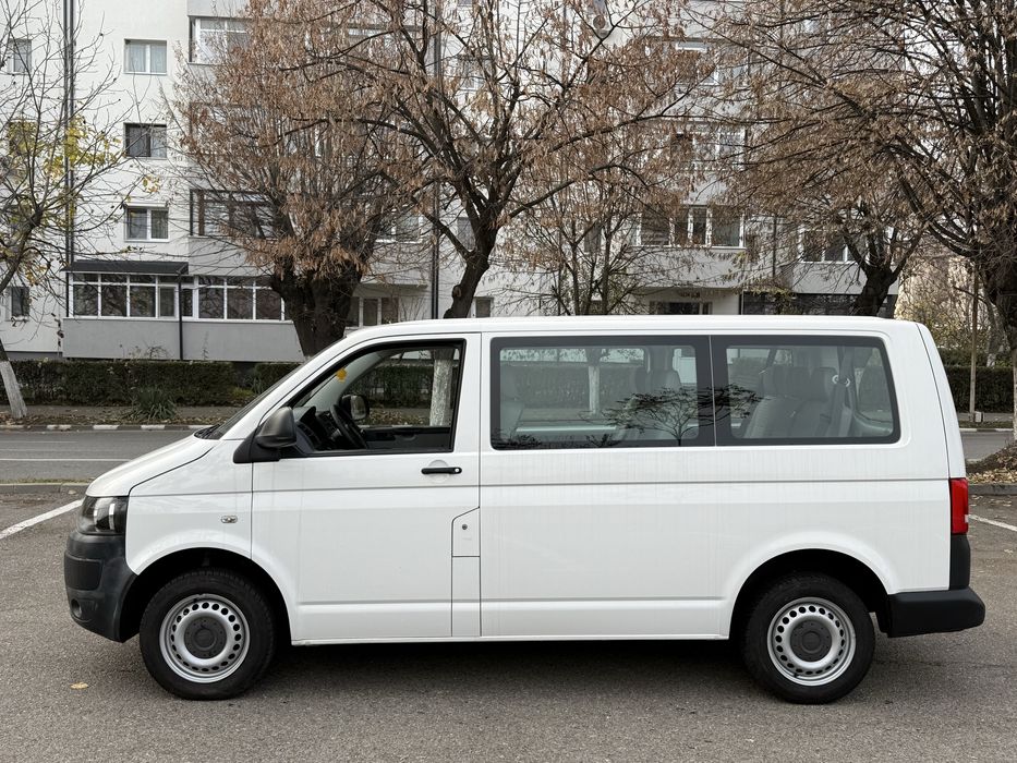 VW Transporter T5 2.0 Tdi 2014 Euro 5 cu 8+1 Locuri
