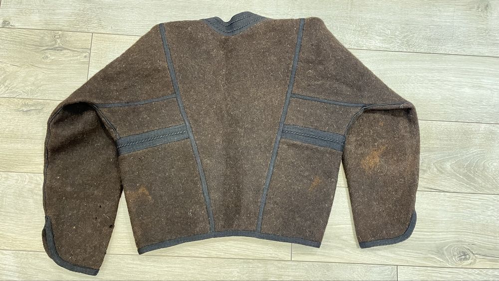 Автентична антерия