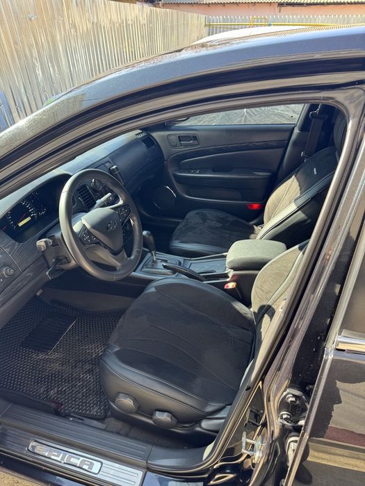 Мошина идиал состоянияда орқа крилода  петно бор