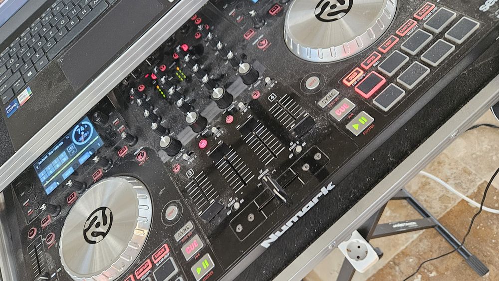 Dj si Solisti la orice eveniment
