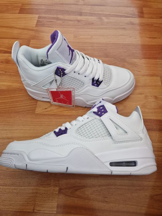 Încălțăminte Jordan Retro patru