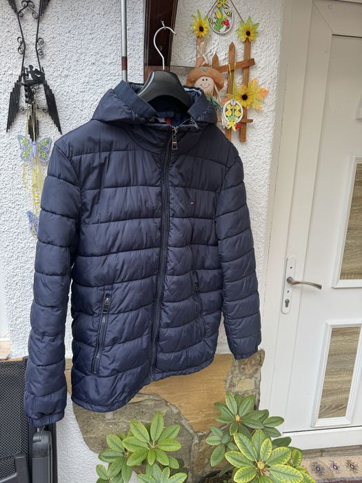 Geaca Tommy Hilfiger xl bleumarin
