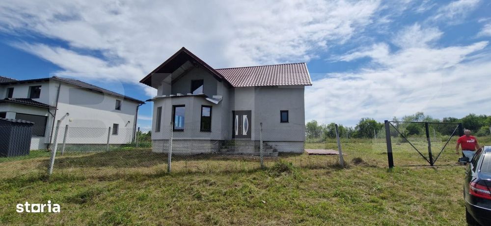 Casa de vanzare, 240 mp, zona jelna, teren 10 ari