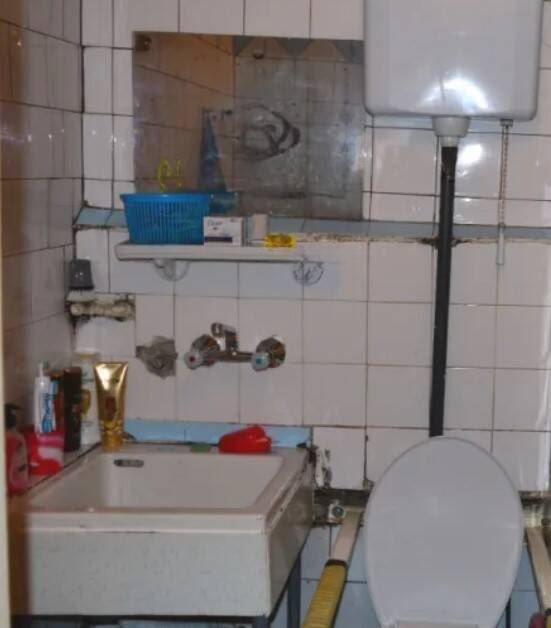 Продава се Тристаен апартамент в София, Света Троица - 76 кв.м за 1843 €/кв.м - Снимка #6