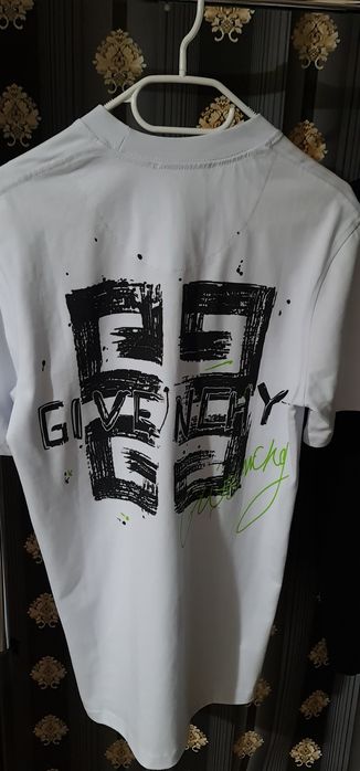 Tricou Givenchy  lichidare de stoc