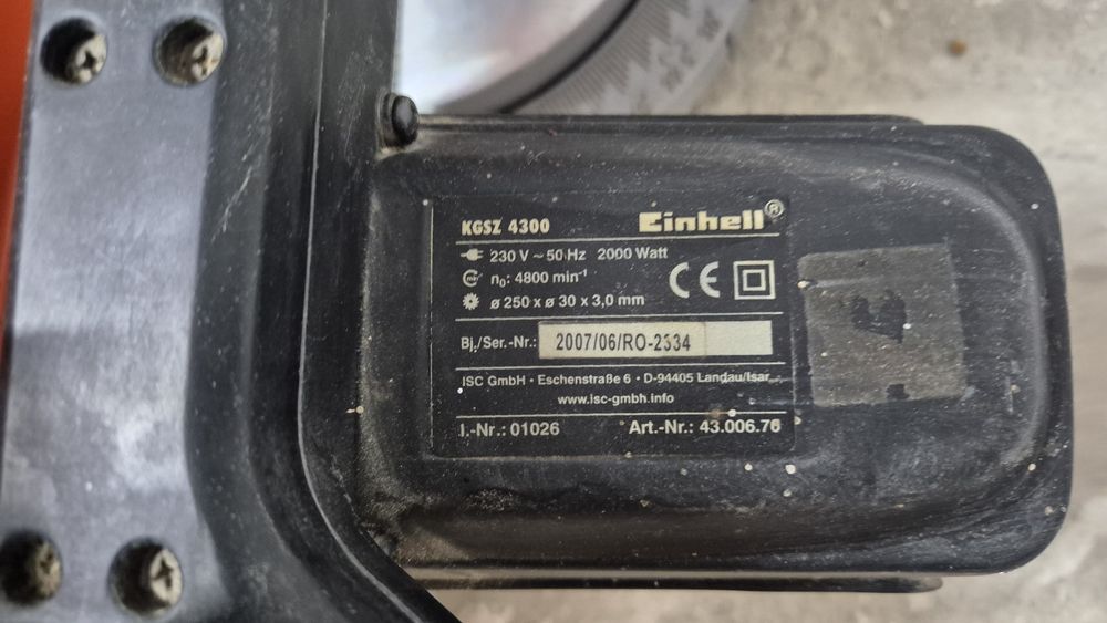 Ferăstrău circular radial cu braț glisant Einhell KGSZ 4300,