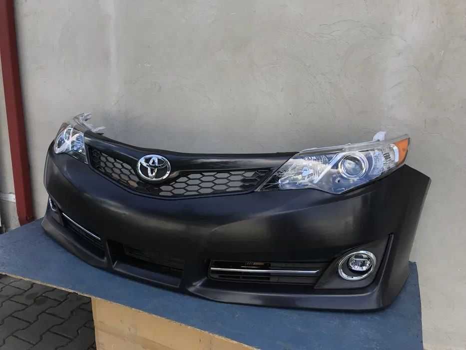 Бампер в сборе на Toyota Camry 50 SE