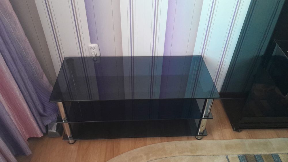 Продам подставку под телевизор
