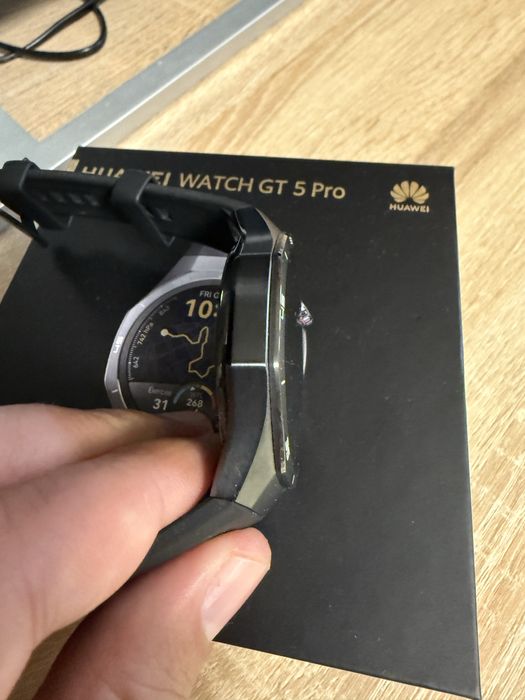 Ceas Huawei GT5 PRO 46mm smartwatch, impecabil, factura si garantie