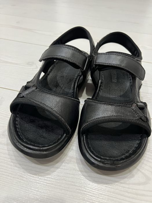 Продам сандали кожанные