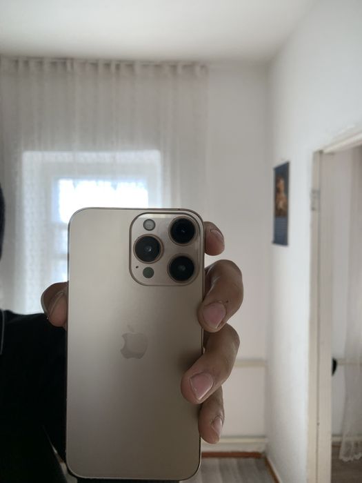 Продам айфон хр в корпусе 16про