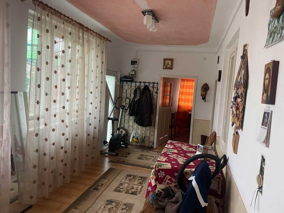 Vand Casa in Zona Mosnei Str Avram Iancu