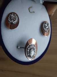 Комплект обици и пръстен от розово сребро с цирконий