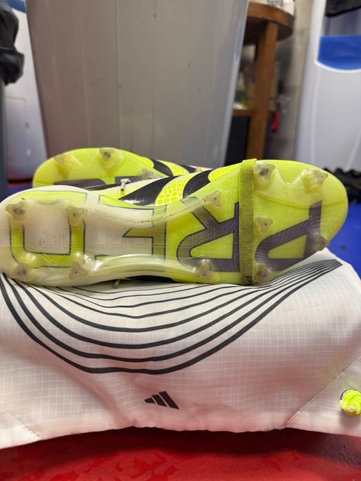Adidas Predator Tongue 44