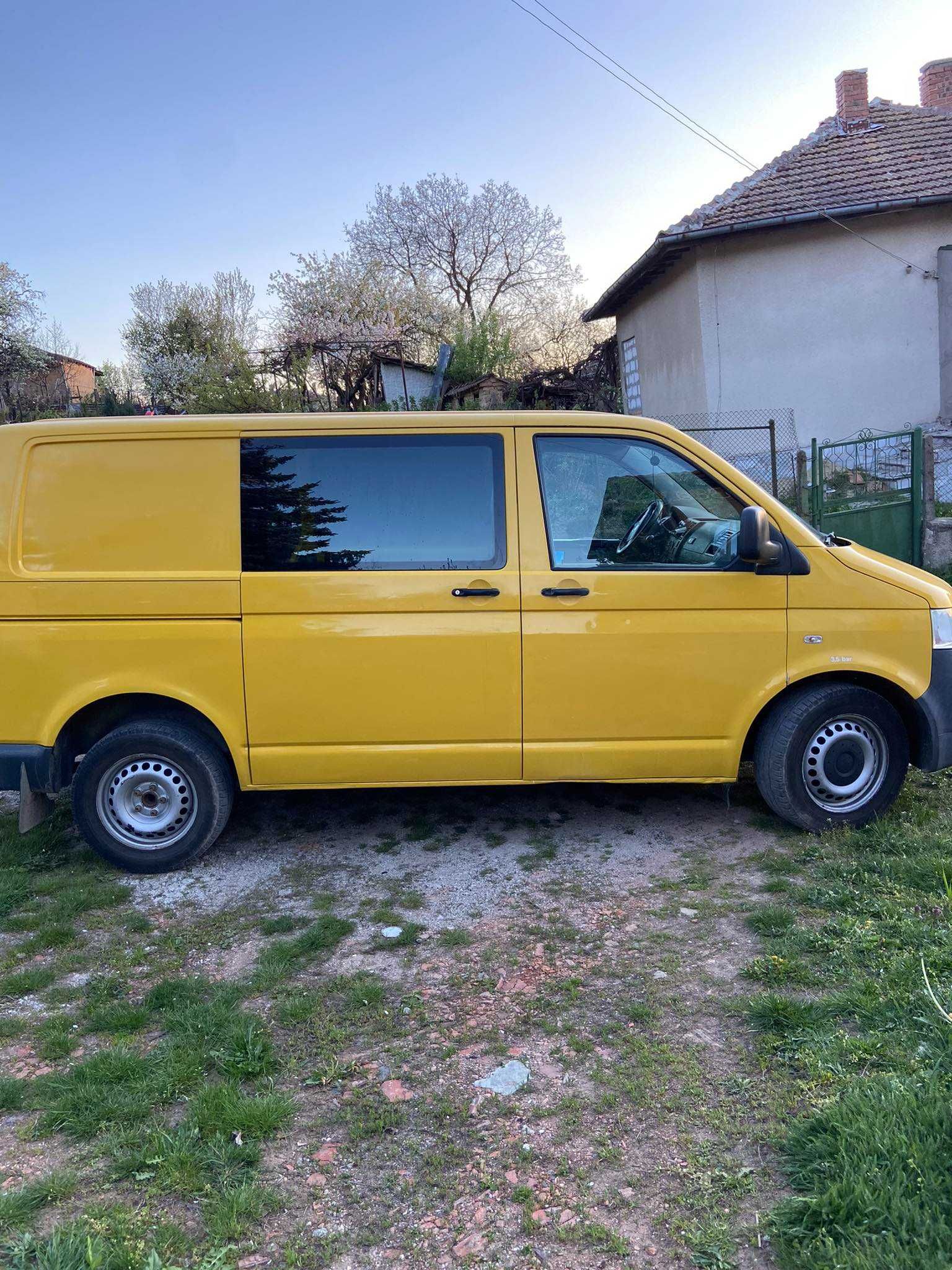 VW T5 Товарен с 2 врати