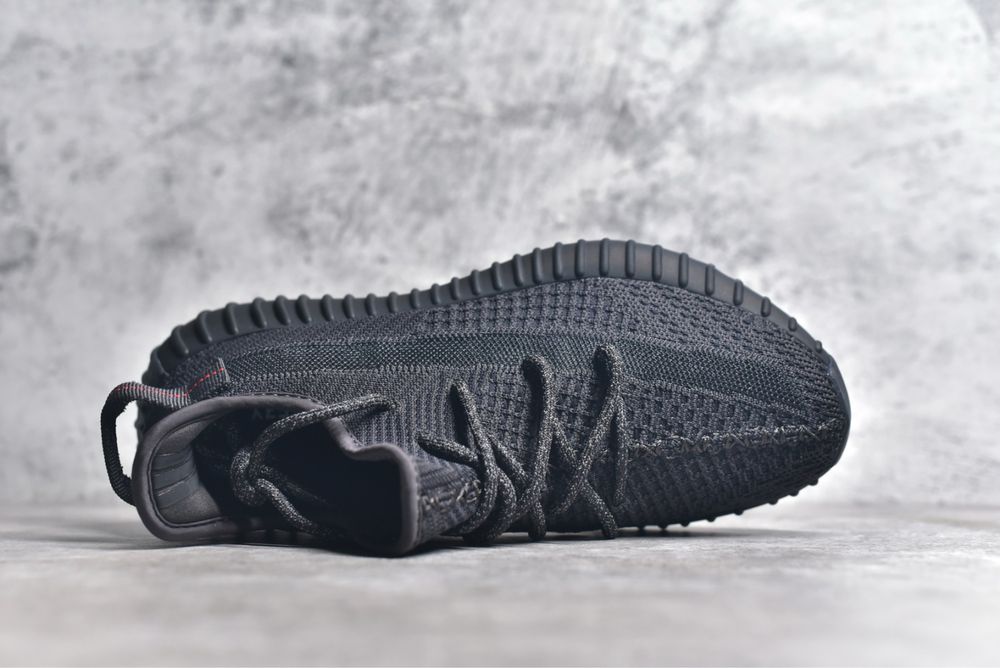 Adidas Yeezy Boost 350 V2