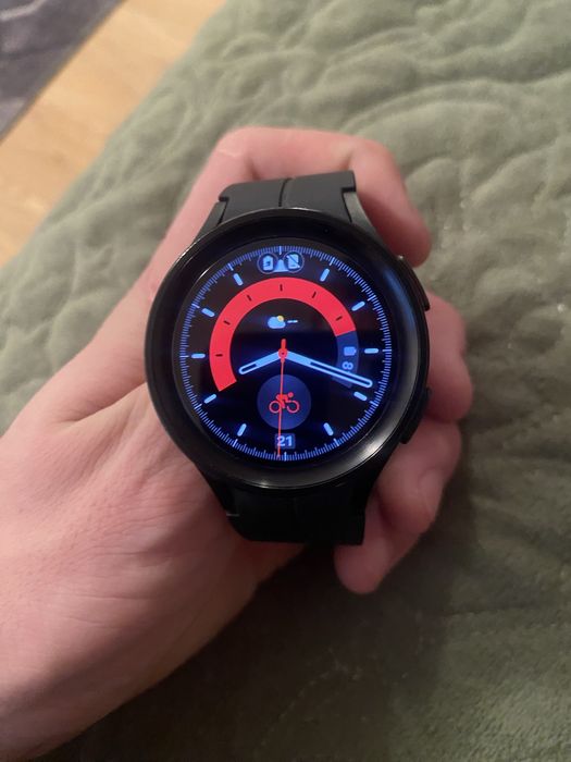 Продам чясы самсунг