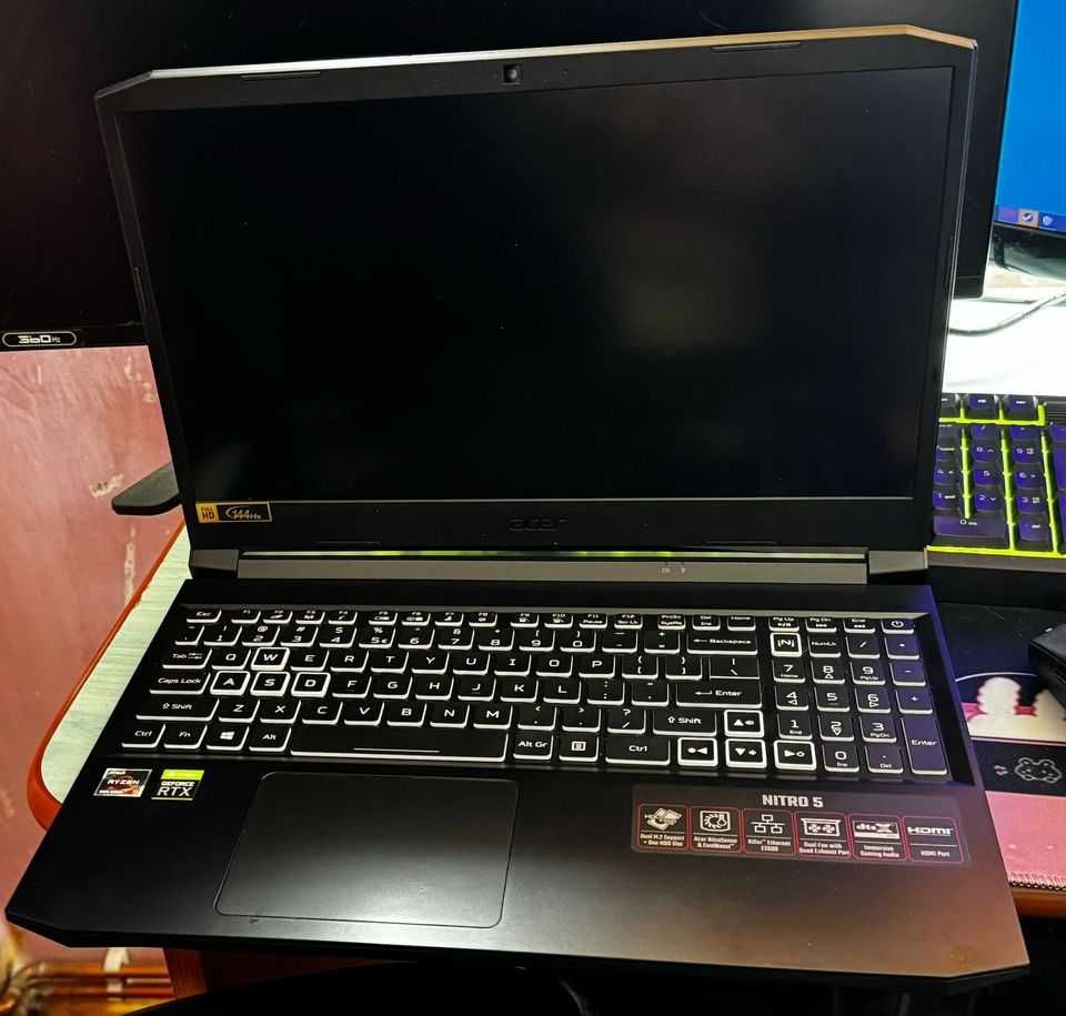 Laptop Gaming Acer Nitro 5 AN515-45