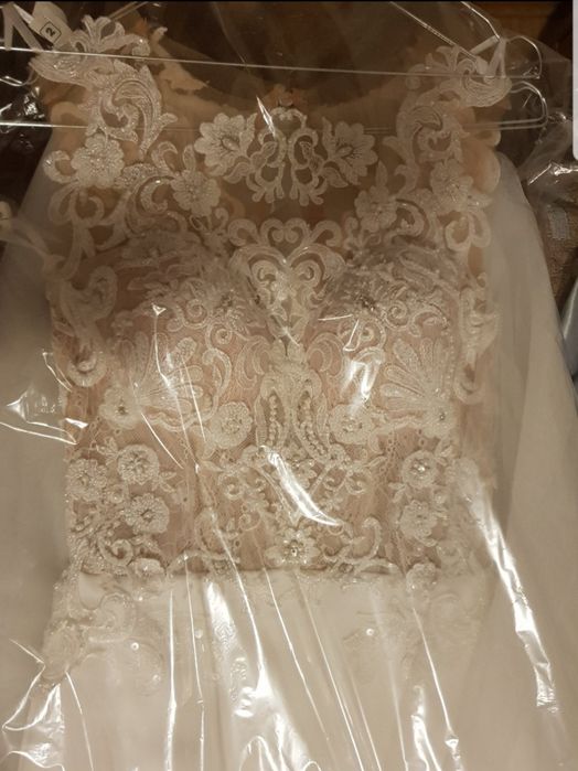 Rochie de mireasa cu trena detasabila