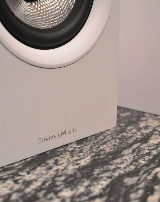 - % намаление! Тонколони Bowers & Wilkins 607 S2 Anniversary edition