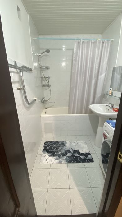 Сдам 2-х комнатную квартиру  Ойбек(центр)