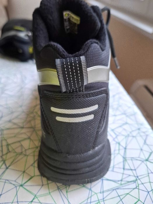 Зимни туристически обувки Icebug, размер 41 с шипове за лед