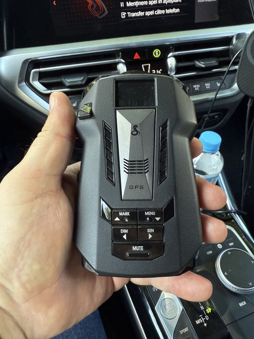 Detector radar Cobra Rad700i