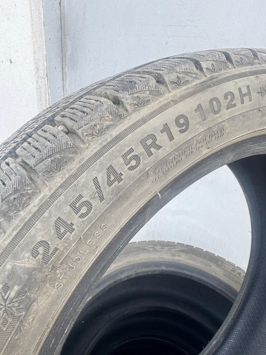 Продам зимний комплект шин