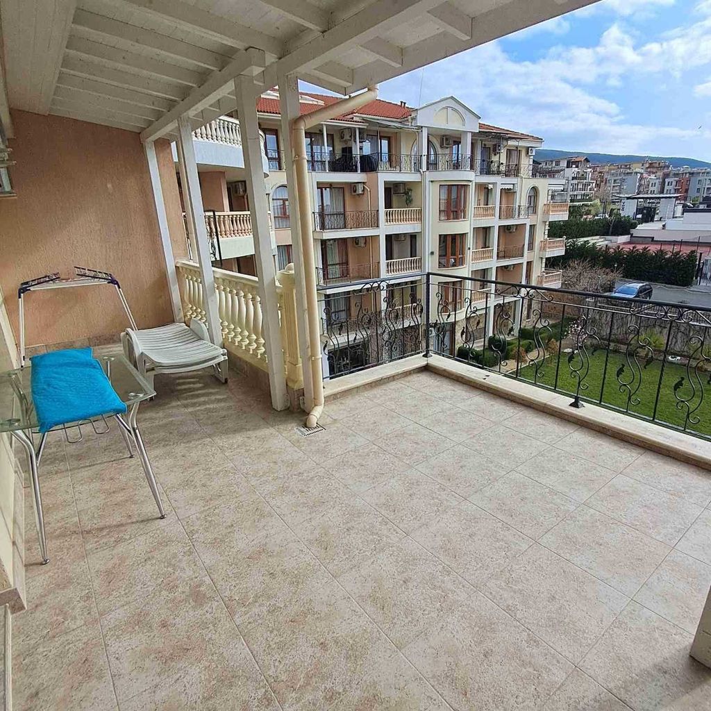 Продава се Тристаен апартамент в Свети Влас - 135 кв.м за 889 €/кв.м - Снимка #13