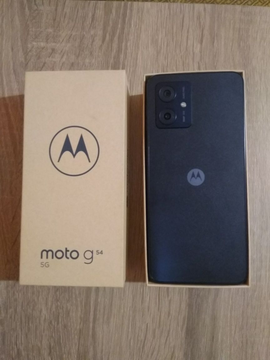 Motorola G54   чисто нов