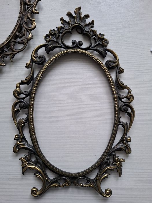 продам бронзовые рамки на фотографии