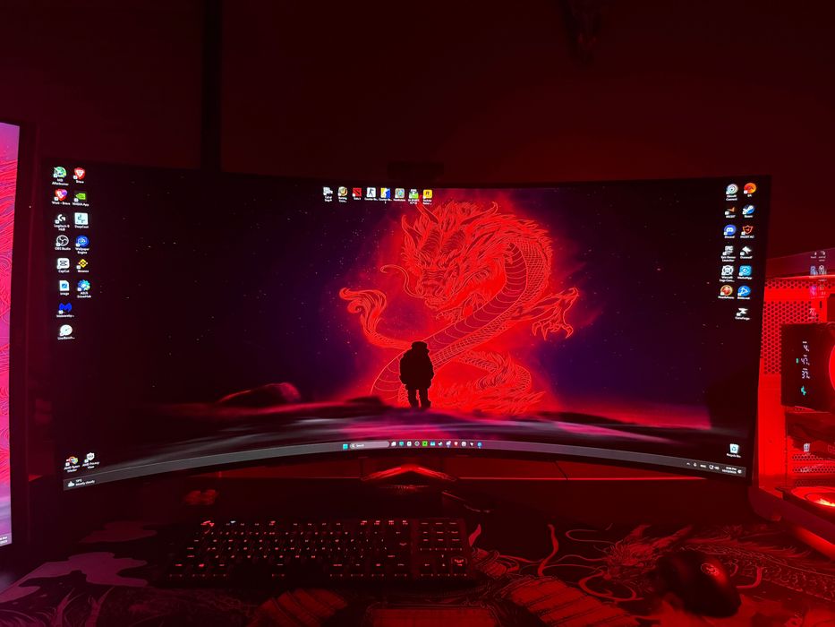 Монитор LG Ultragear OLED Curved Gaming Monitor 240hz 45 45GR95QE-B