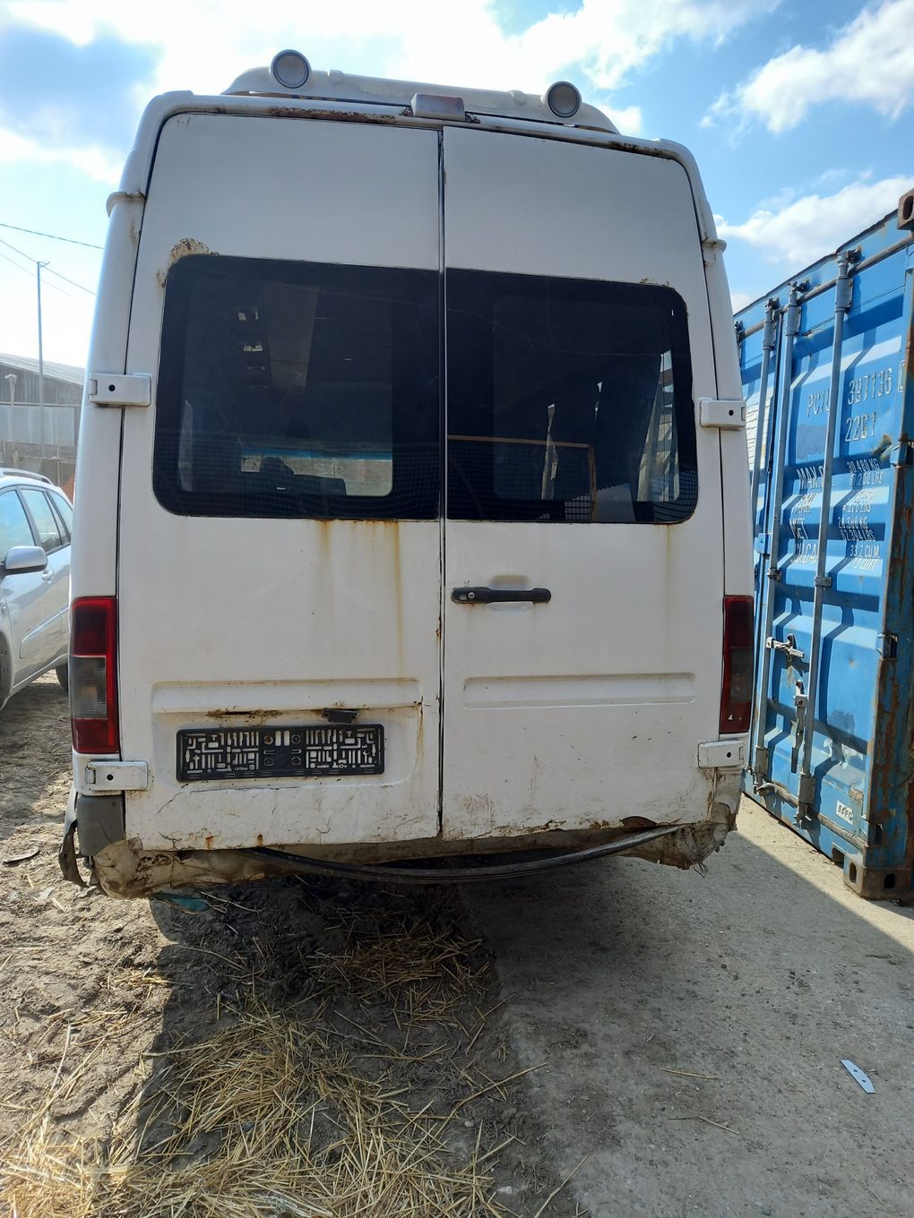 Dezmembrari  Mercedes-Benz SPRINTER (W903)  1995  > 2006 413 CDI Moto