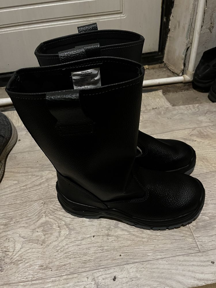 Продам сопоги рабочие