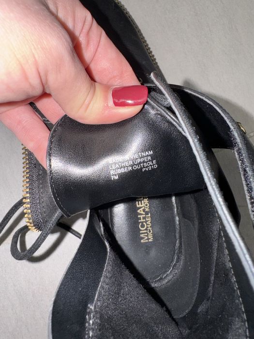 Ghete Michael kors negre