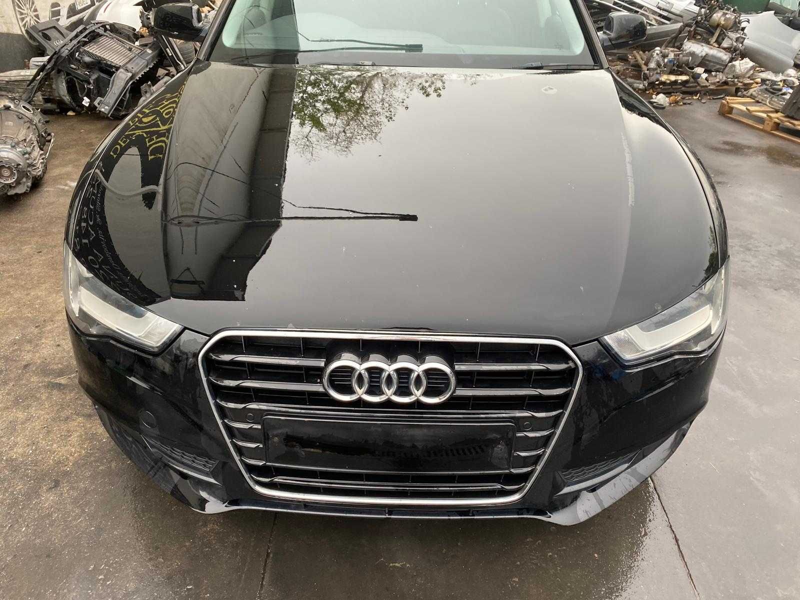 Dezmembrez audi a5 b8 2,0 CGL/bara fata a5/capota a5/usa a5/stop/aripa