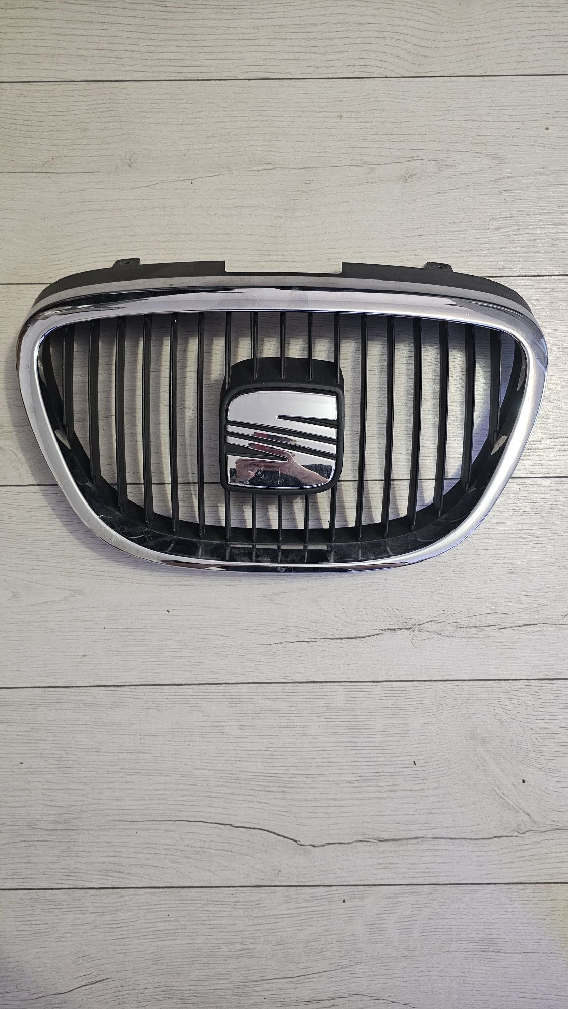 Маска / Решетка за Seat Leon / Seat Altea 2004 на горе