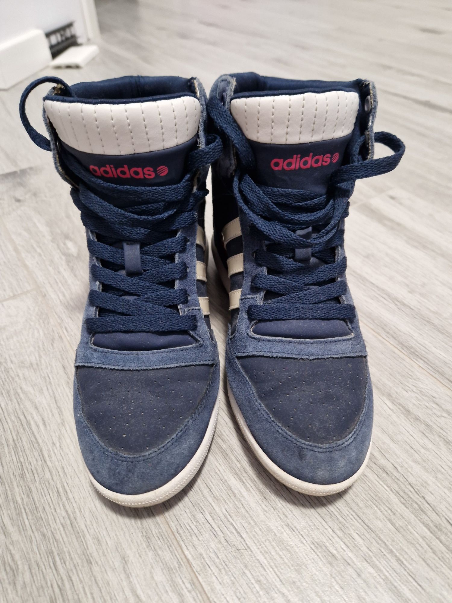 Papuci Adidas marimea 40