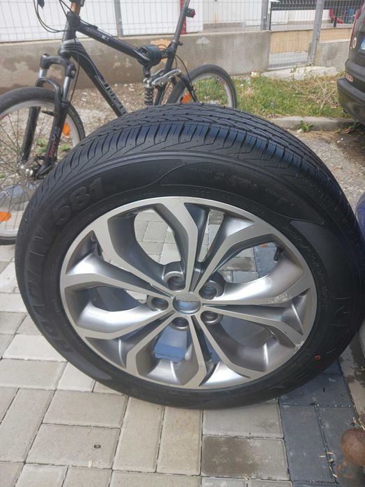 Vand 1 bucată anvelopă  235/55/r19  101H  M+S   NEXEN   dot 2017