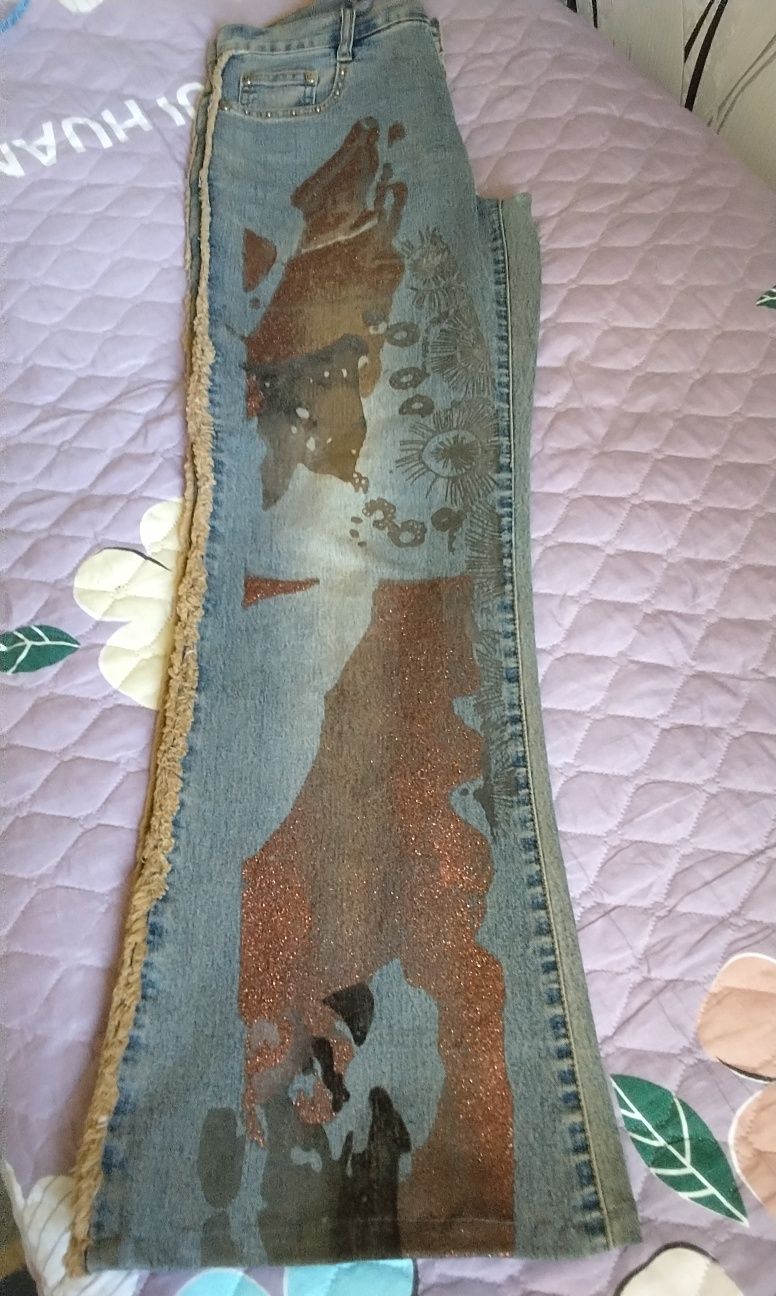 Продаю джинсы женские