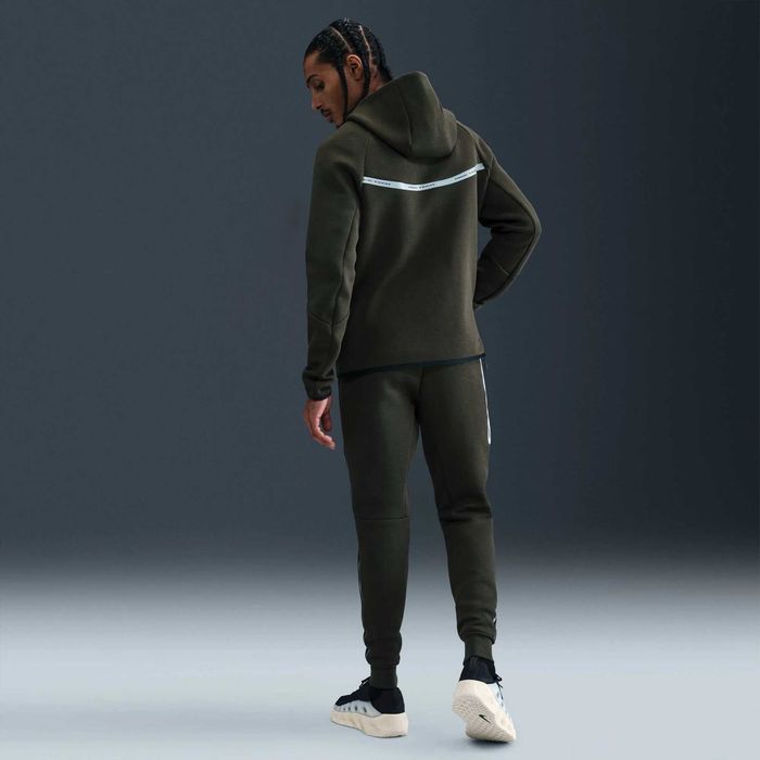 Оригинално яке Nike Tech Fleece Windrunner Jacket