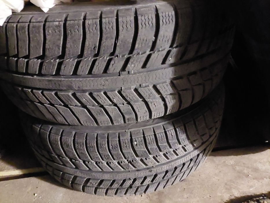 Бмв джанти 5x120 16 цола с 4 зимни гуми 205/55 R16