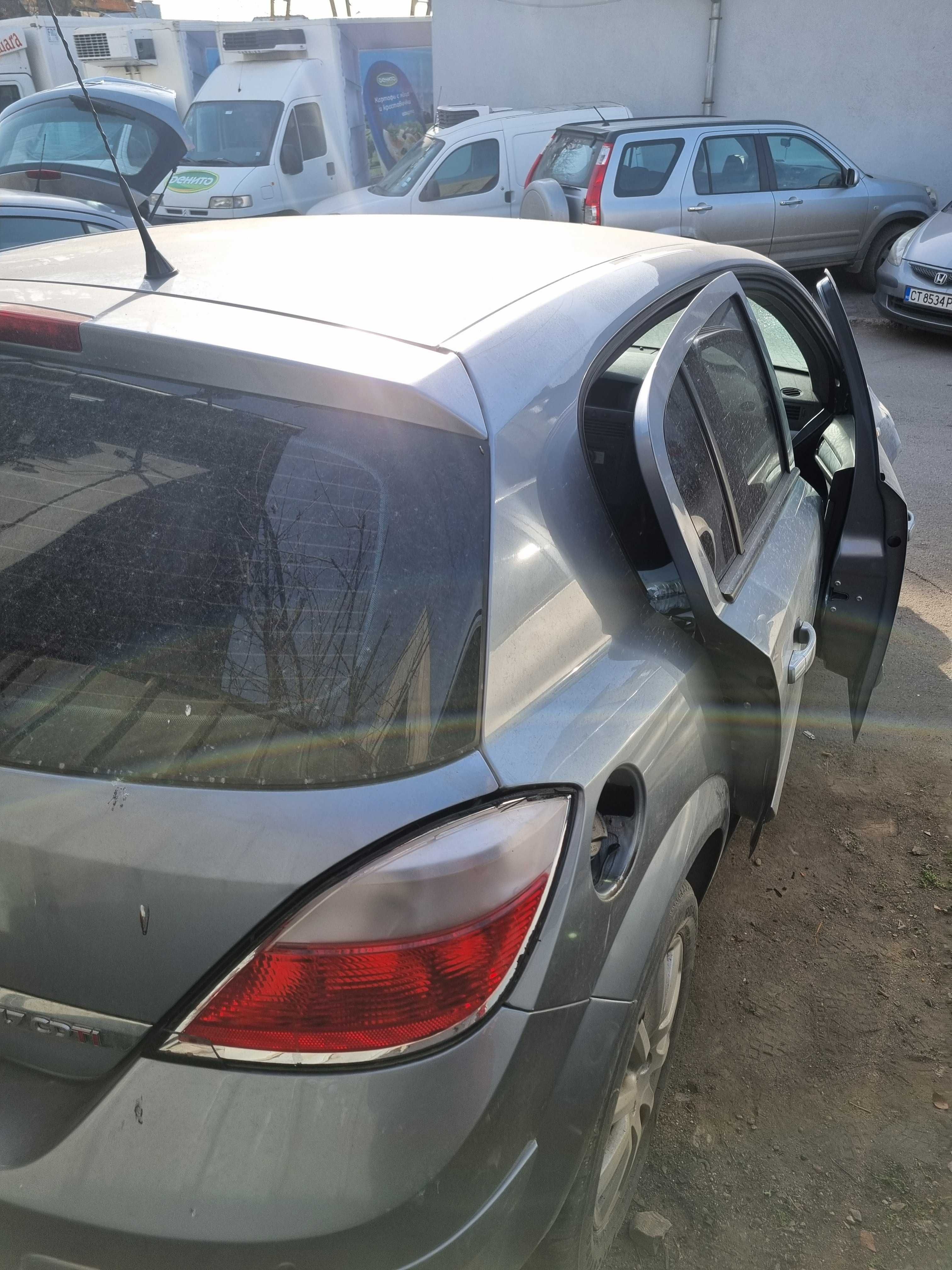 Opel astra h (2004 - 2009) на части всички части разглобени от А до Я