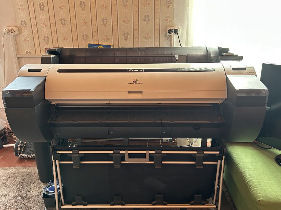 Plotter Canon IPF785