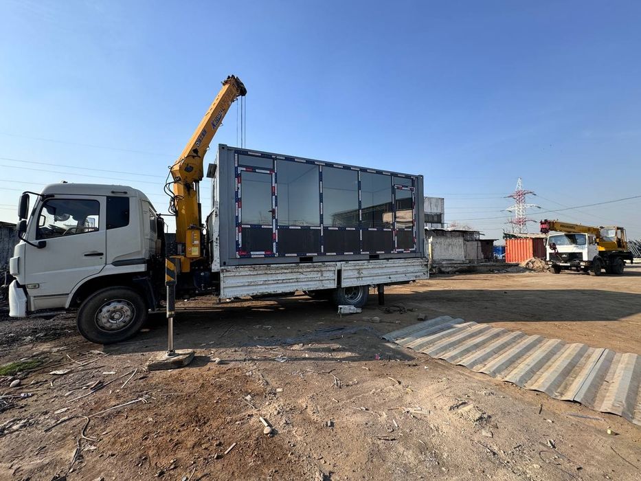 Konteyner Жилье Гостевой дом из морских контейнеров Ofis Magazin