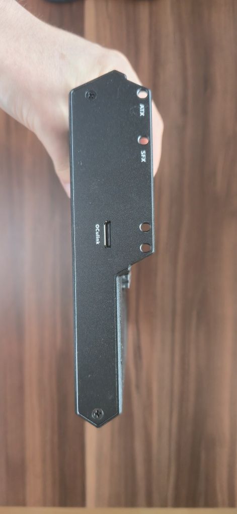Minisforum Deg1 eGPU Dock