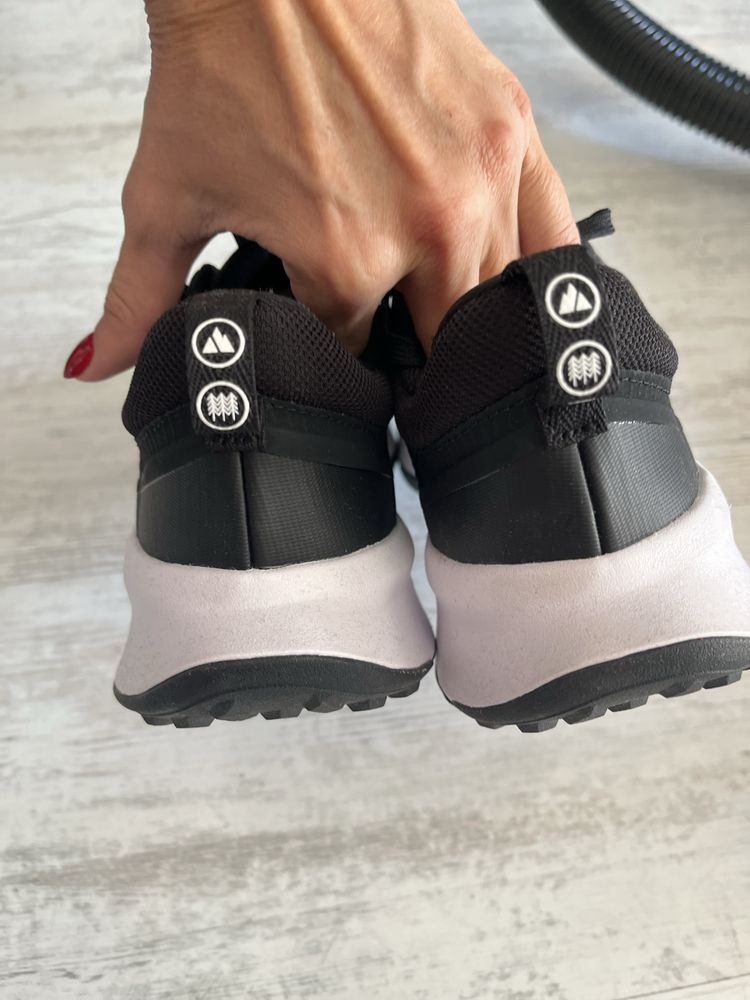 Маратонки nike