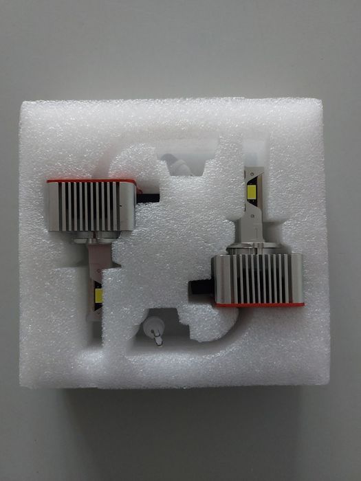 Set 2 becuri led D1S