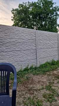 Gard din placi de beton